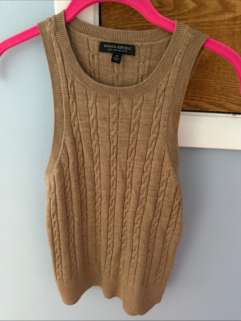 Banana Republic Cable-Knit Tank Top in Camel Brown. Medium.  Like New.